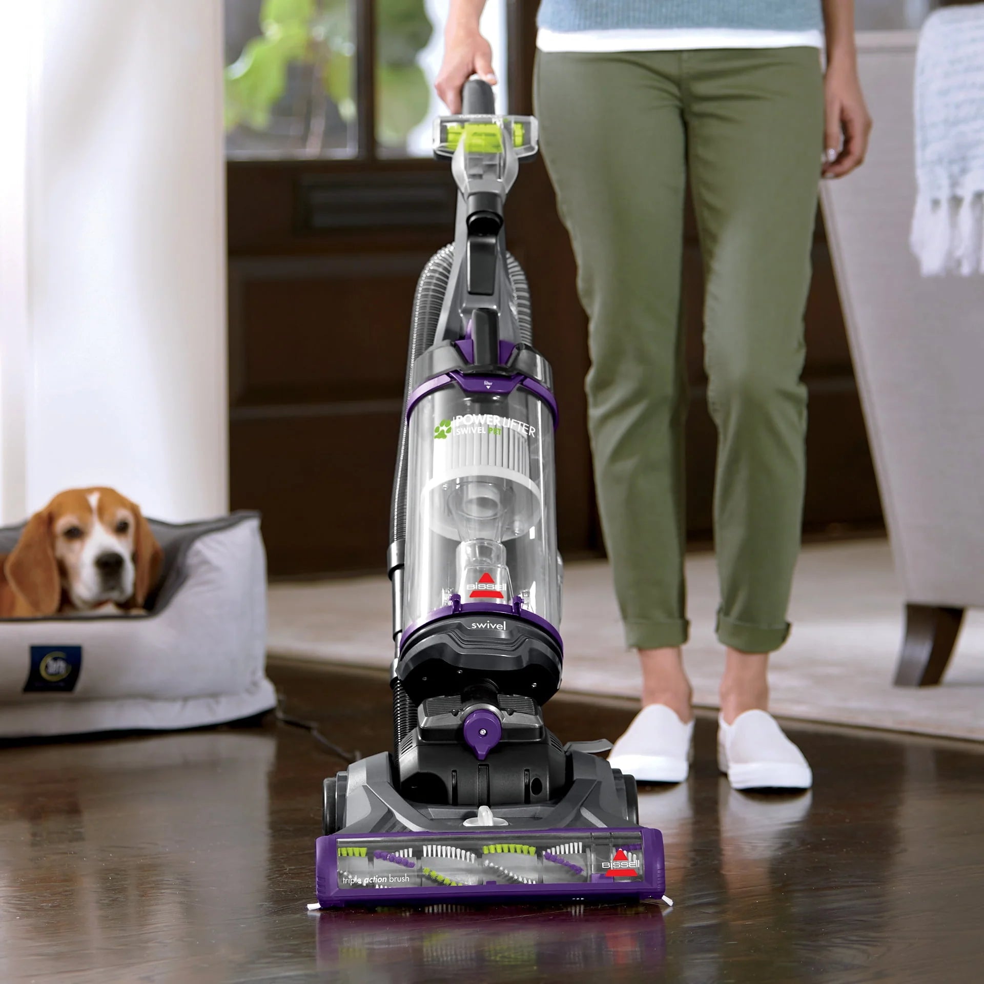 Bagless Upright Vacuum Y473856