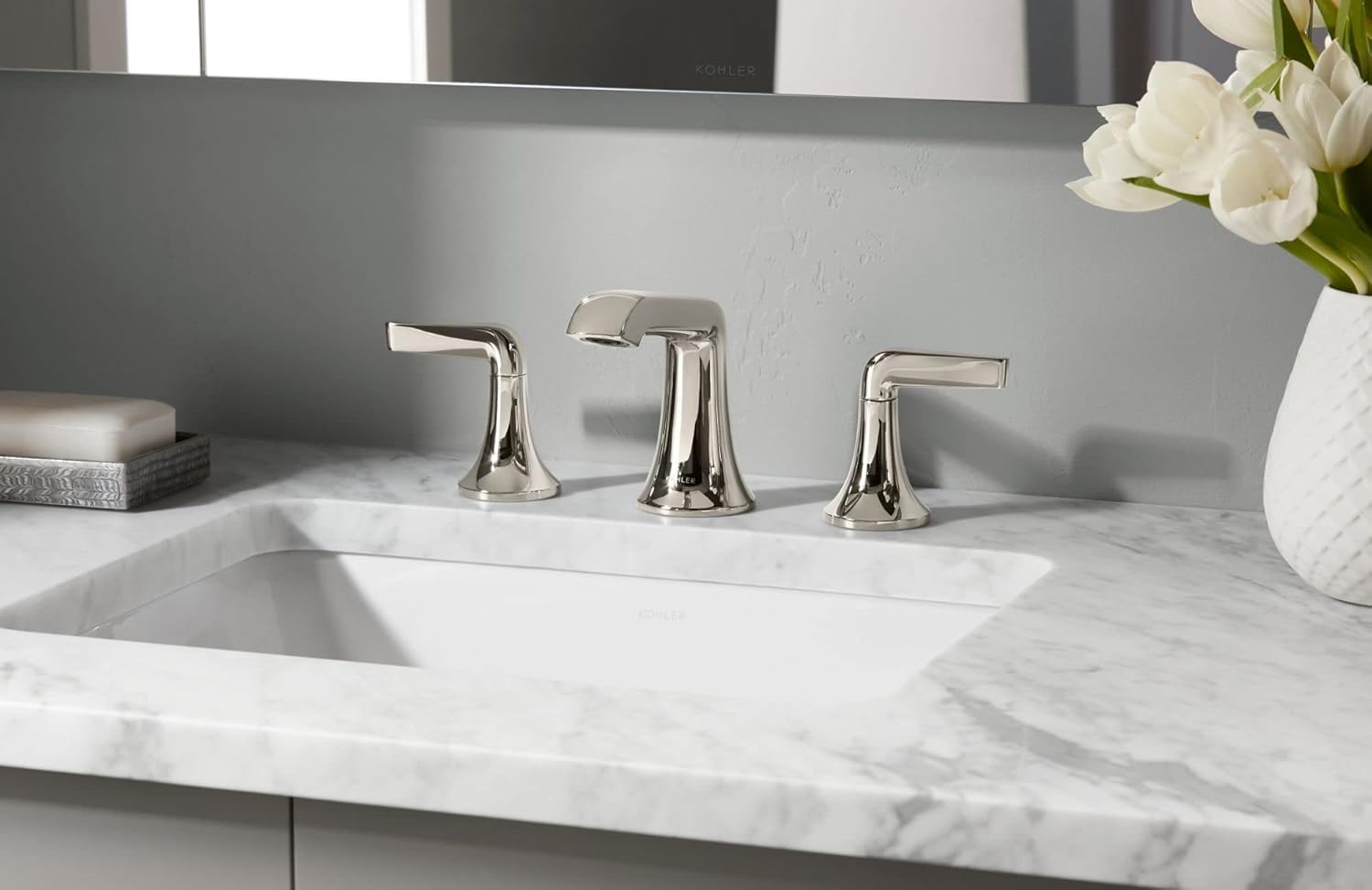 White Under-Mount Bathroom Sink K463344