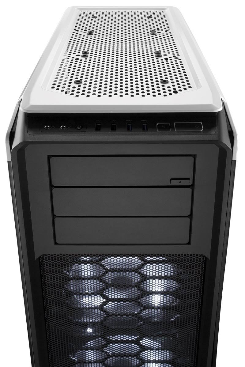 White Full Tower Windowed Case H9783