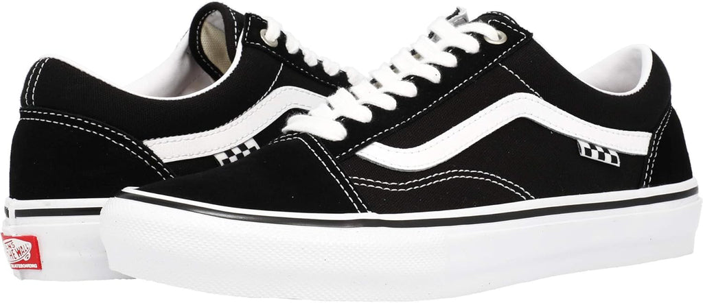 Black/White Skate Sneaker, Size 8.5 Y105