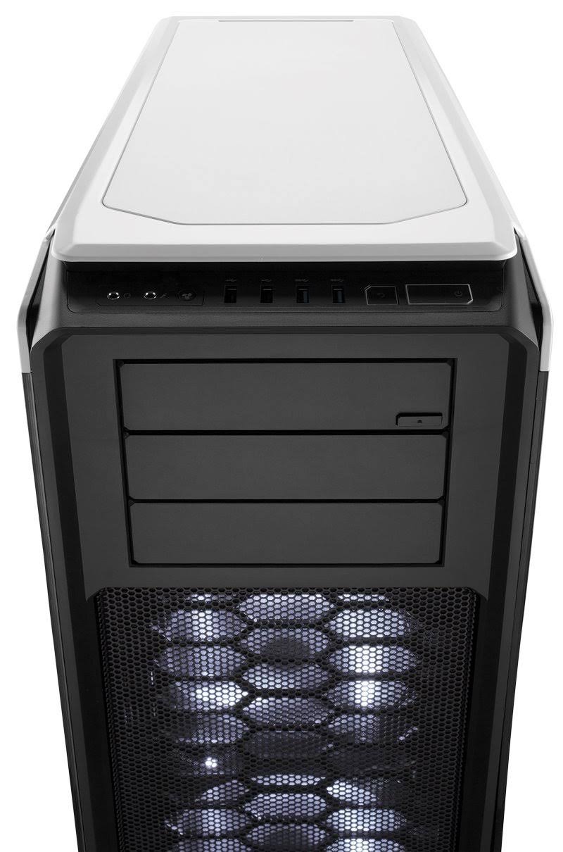 White Full Tower Windowed Case H9783