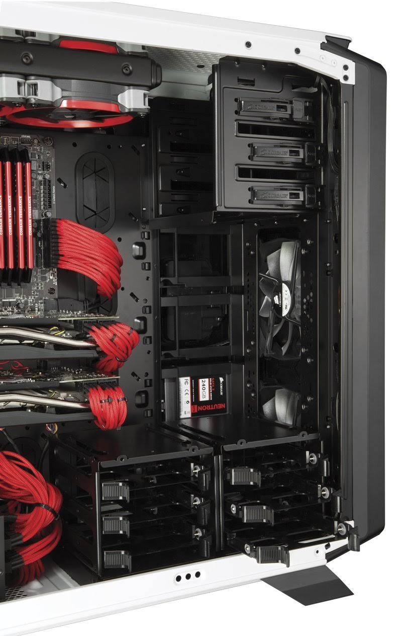 White Full Tower Windowed Case H9783