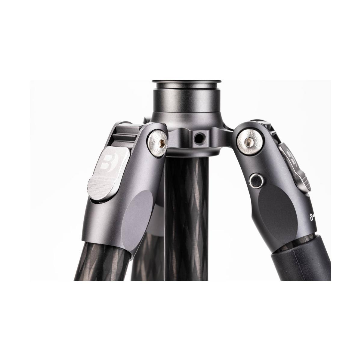 Carbon Fiber Travel Tripod with Head M208