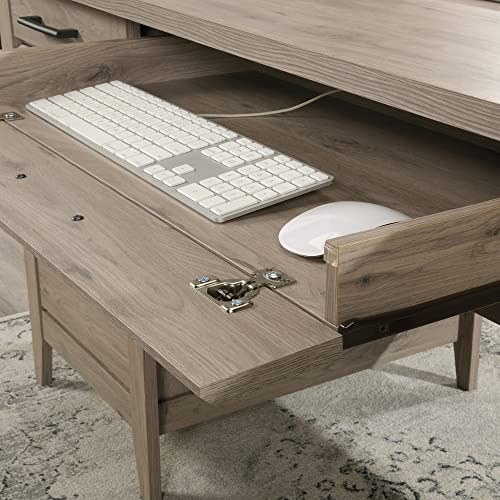 66"W Executive Computer Desk Z55600