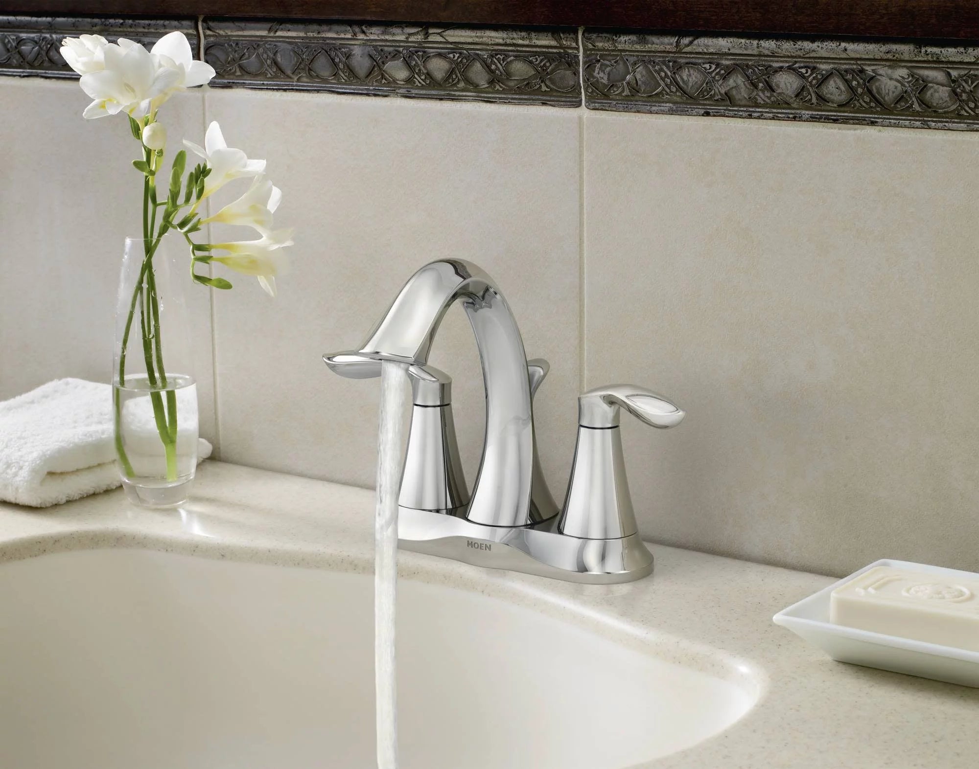 Centerset Bathroom Sink Faucet A691306